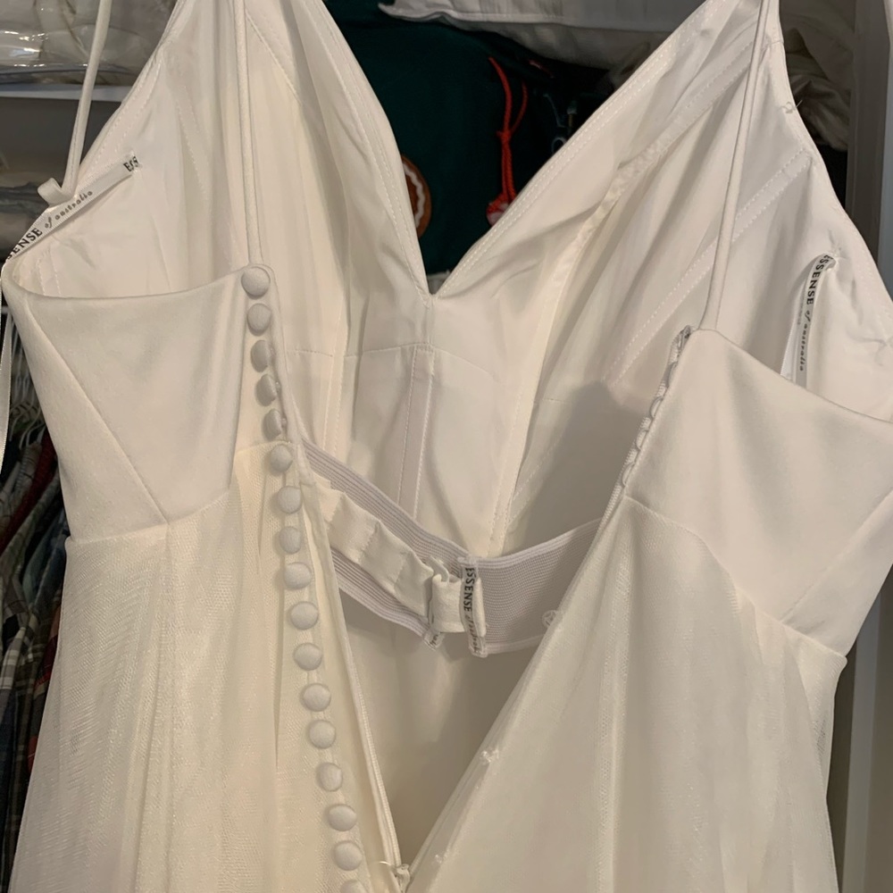 Wedding Dress - Picture 5 of 8